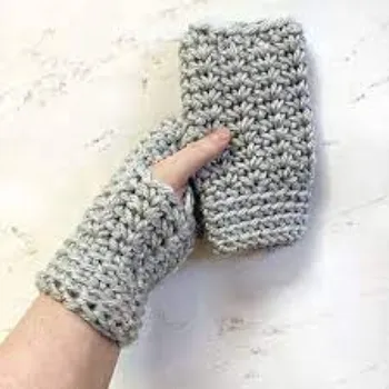 Simple Crochet Fingerless Gloves